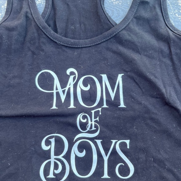 🍍5for25 Mom of Boys Racer Back Cropped Tank Top Size M - Picture 2 of 4